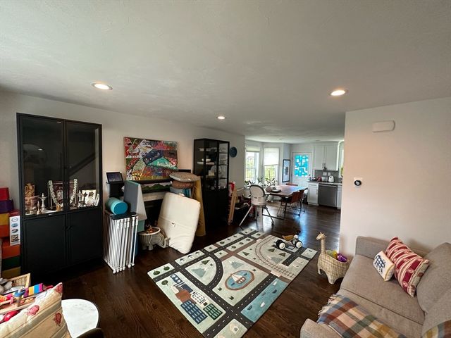 3 Riley Rd 3, Tyngsborough, MA 01879