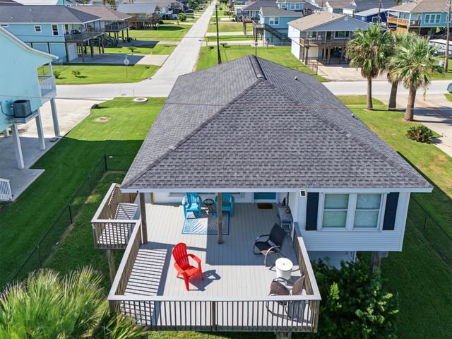 21531 Zachary, Galveston, TX 77554
