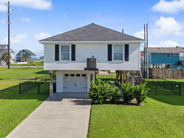 21531 Zachary, Galveston, TX 77554