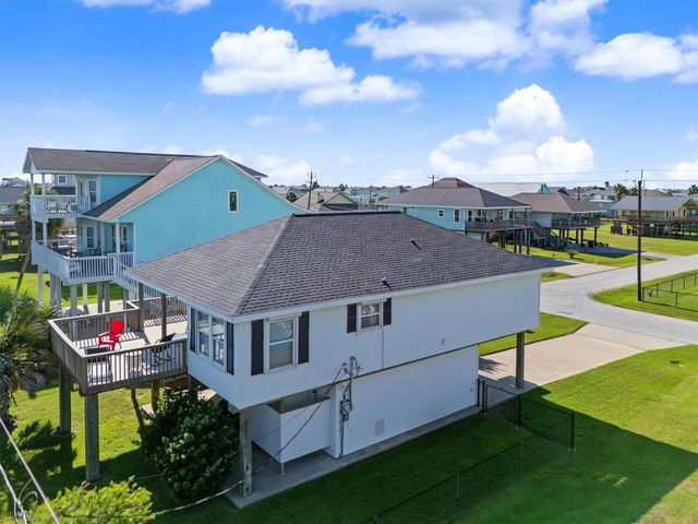 21531 Zachary, Galveston, TX 77554