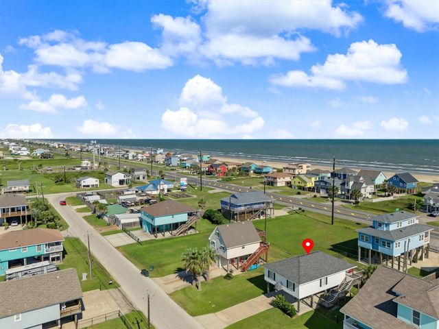 21531 Zachary, Galveston, TX 77554