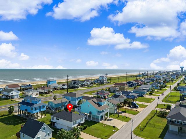 21531 Zachary, Galveston, TX 77554