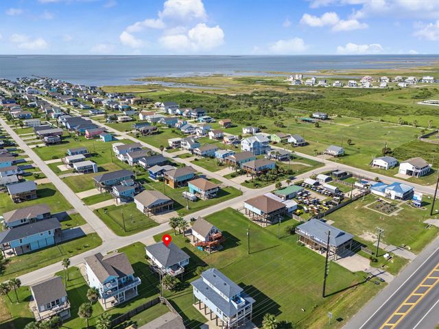 21531 Zachary, Galveston, TX 77554
