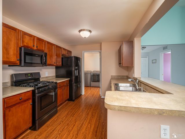 20660 Henry Street, Brownstown Twp, MI 48183