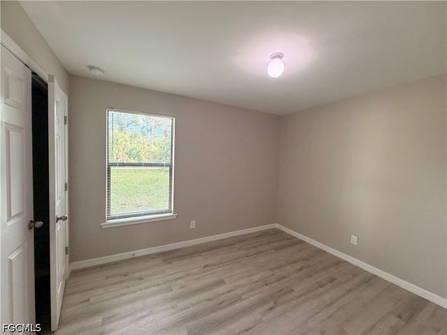 1252 County ST E, Lehigh Acres, FL 33974