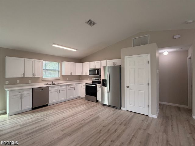 1252 County ST E, Lehigh Acres, FL 33974