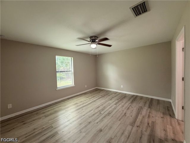 1252 County ST E, Lehigh Acres, FL 33974