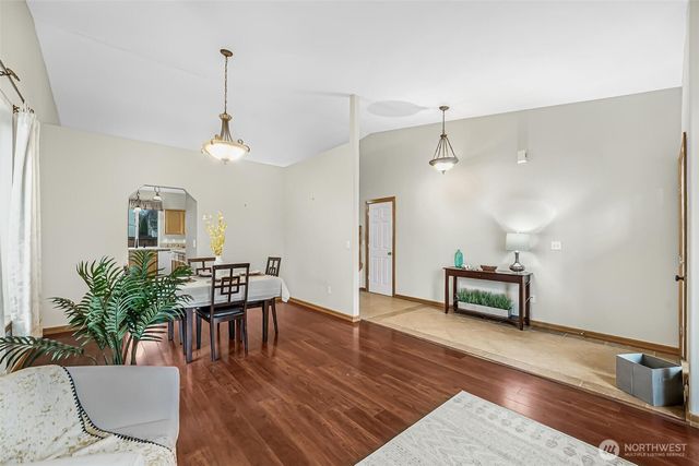 21012 Springhaven Way, Bonney Lake, WA 98391