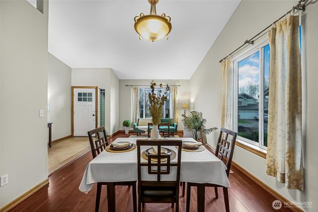 21012 Springhaven Way, Bonney Lake, WA 98391