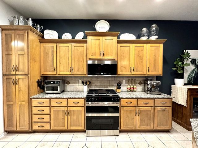 25600 Briar Drive, Claremore, OK 74019