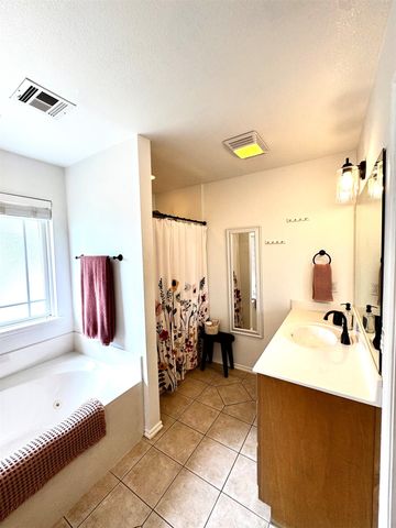 25600 Briar Drive, Claremore, OK 74019
