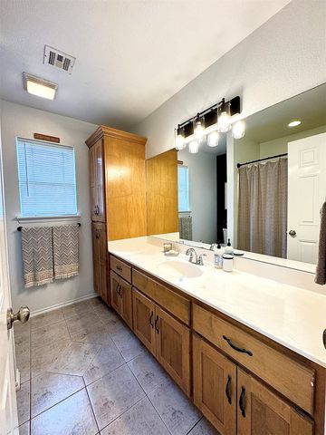 25600 Briar Drive, Claremore, OK 74019