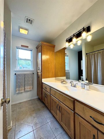 25600 Briar Drive, Claremore, OK 74019