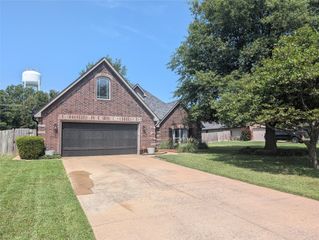 25600 Briar Drive, Claremore, OK 74019