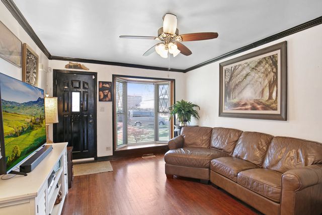 9515 S Peoria Street, Chicago, IL 60643