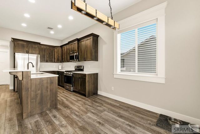 4019 N Baldwin Avenue, Idaho Falls, ID 83401