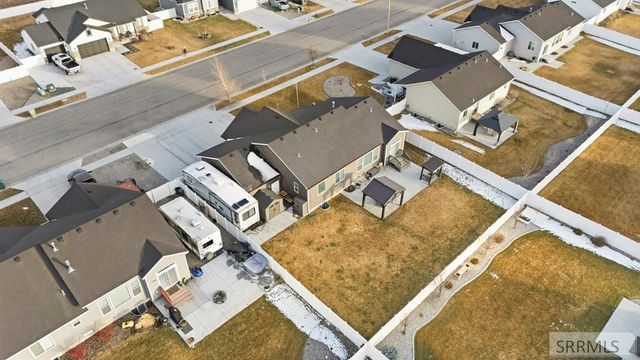 4019 N Baldwin Avenue, Idaho Falls, ID 83401