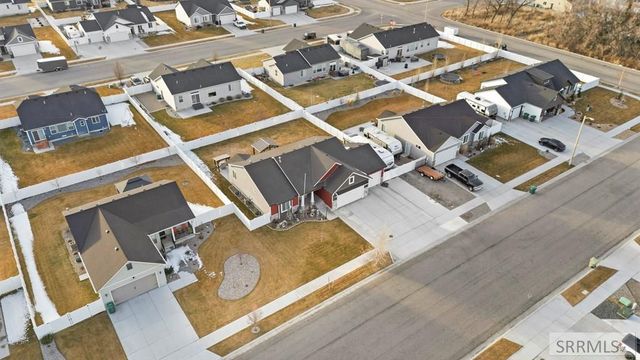 4019 N Baldwin Avenue, Idaho Falls, ID 83401