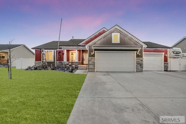 4019 N Baldwin Avenue, Idaho Falls, ID 83401