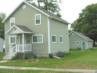 527 Oak Street, Osage, IA 50461