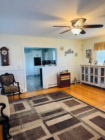 649 Stafford Rd, Fall River, MA 02721