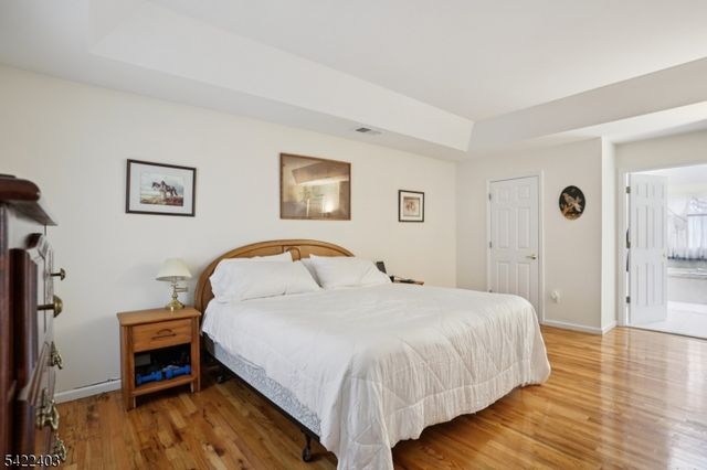 1 Jenny Ln, Wayne Twp., NJ 07470