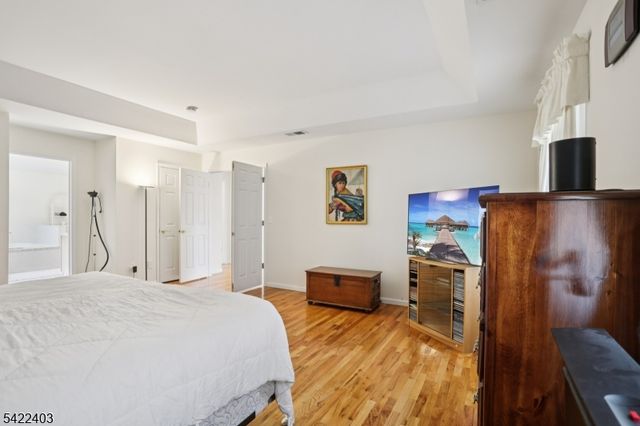 1 Jenny Ln, Wayne Twp., NJ 07470