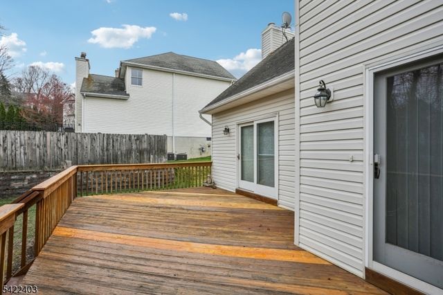 1 Jenny Ln, Wayne Twp., NJ 07470