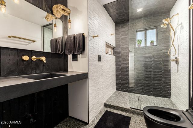 640 E MELODY Drive, Gilbert, AZ 85234