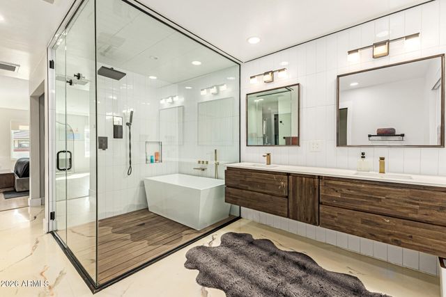 640 E MELODY Drive, Gilbert, AZ 85234