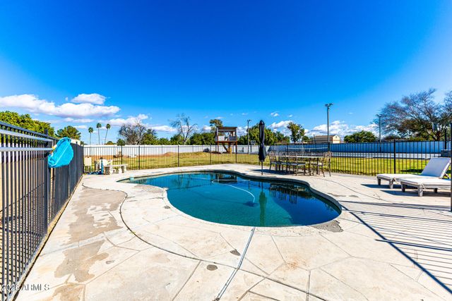 640 E MELODY Drive, Gilbert, AZ 85234