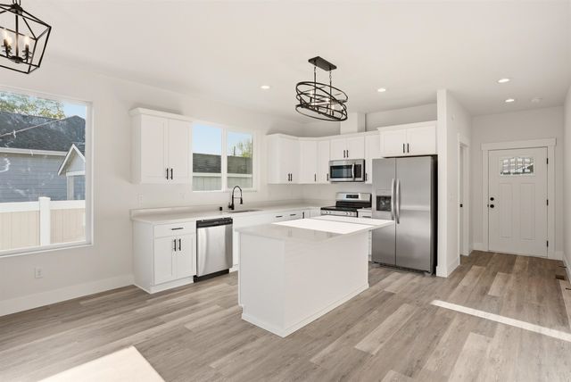 7915 E Marietta Ave, Spokane Valley, WA 99212