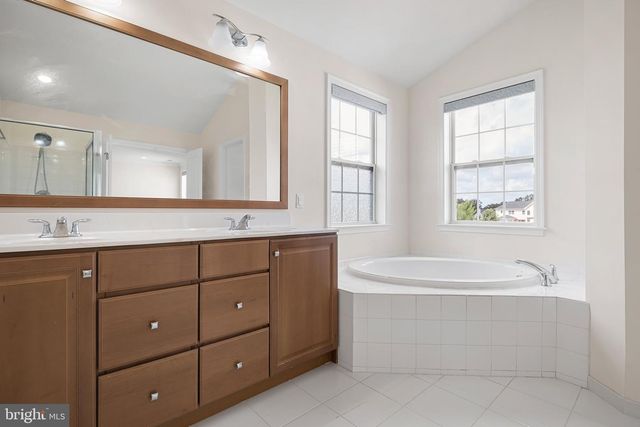 1119 CASEY DR, New Castle, DE 19720