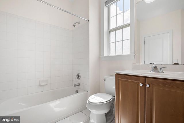 1119 CASEY DR, New Castle, DE 19720