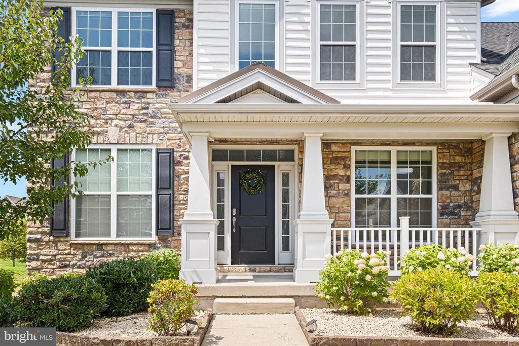 Image 2 of property listing at 1119 CASEY DR, New Castle, DE 19720