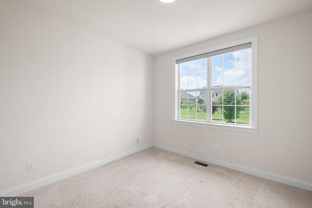 Image 34 of property listing at 1119 CASEY DR, New Castle, DE 19720