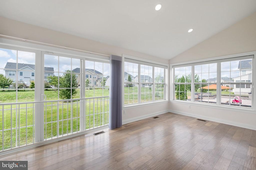 Image 44 of property listing at 1119 CASEY DR, New Castle, DE 19720