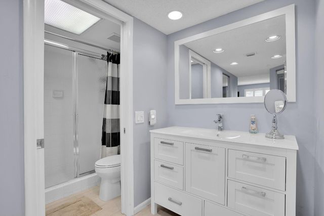 1702 Andros Isle D4, Coconut Creek, FL 33066