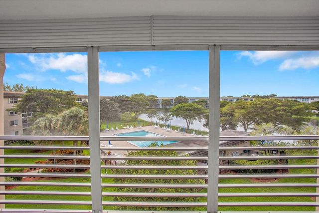 1702 Andros Isle D4, Coconut Creek, FL 33066