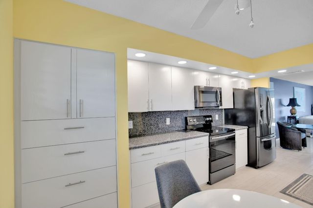 1702 Andros Isle D4, Coconut Creek, FL 33066