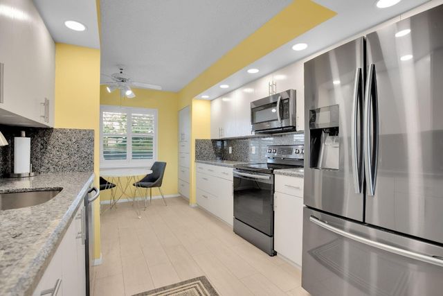 1702 Andros Isle D4, Coconut Creek, FL 33066