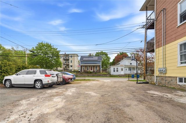 612 Rathbun Street, Blackstone, MA 01504