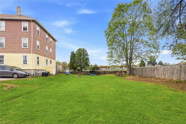 612 Rathbun Street, Blackstone, MA 01504
