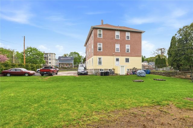 612 Rathbun Street, Blackstone, MA 01504
