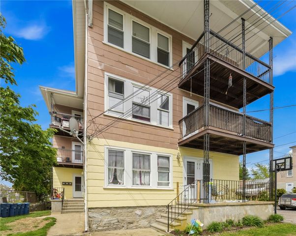 612 Rathbun Street, Blackstone, MA 01504