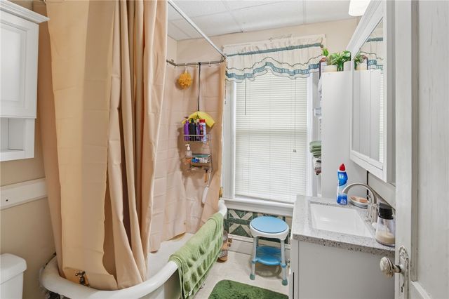 612 Rathbun Street, Blackstone, MA 01504