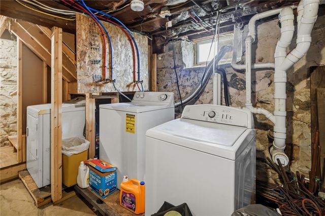 612 Rathbun Street, Blackstone, MA 01504