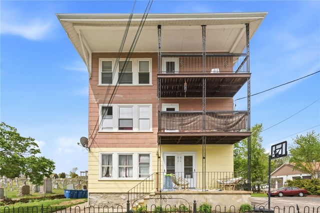 612 Rathbun Street, Blackstone, MA 01504