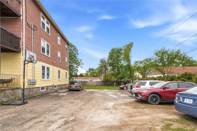 612 Rathbun Street, Blackstone, MA 01504
