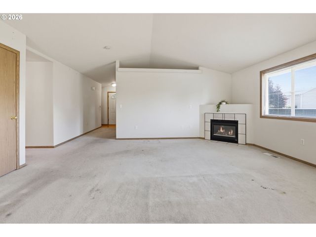 16011 Ne 12th St, Vancouver, WA 98684